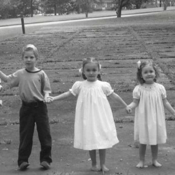 Meet your Posher, Sharon - Picture 1 of 1